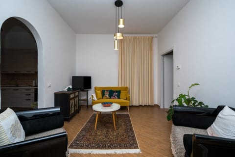 Confort Three - CITRA 011015-LT-2460 Apartment in La Spezia