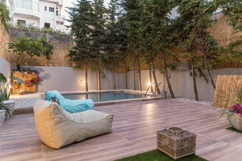 Garden, Seating area, Pool view, Swimming pool, sunbed