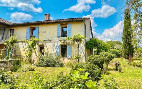 Property building, Garden, Garden, Garden view, Garden view