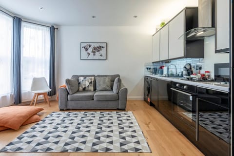 Kitchen or kitchenette, Living room, Seating area