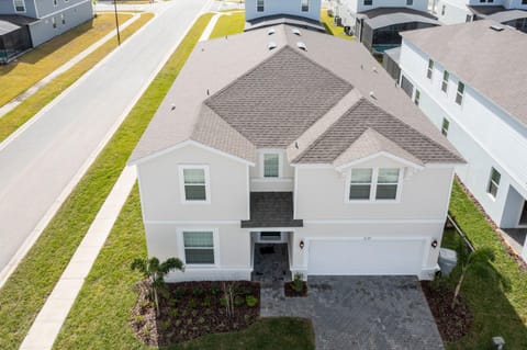 Island Luxury Manor P House in Four Corners