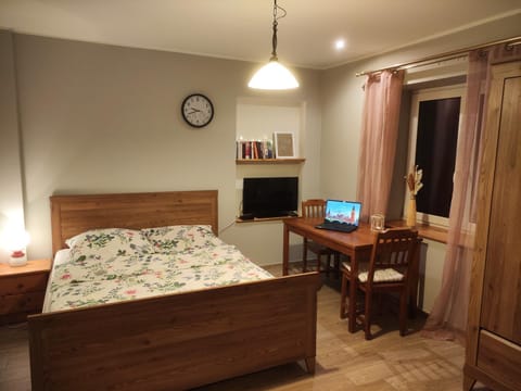 TV and multimedia, Bedroom