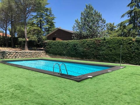 Garden, Swimming pool