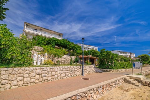Facade/entrance, Beach