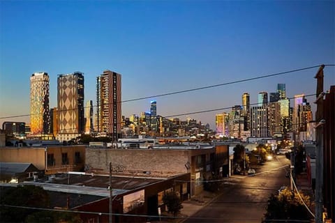 City view, Street view