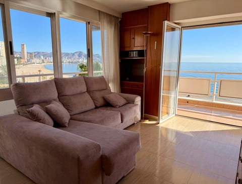 Living room, Sea view