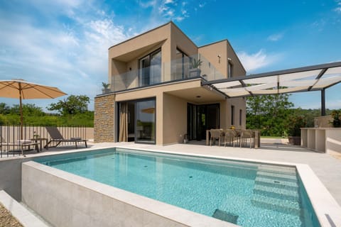 Property building, Pool view, Swimming pool, sunbed