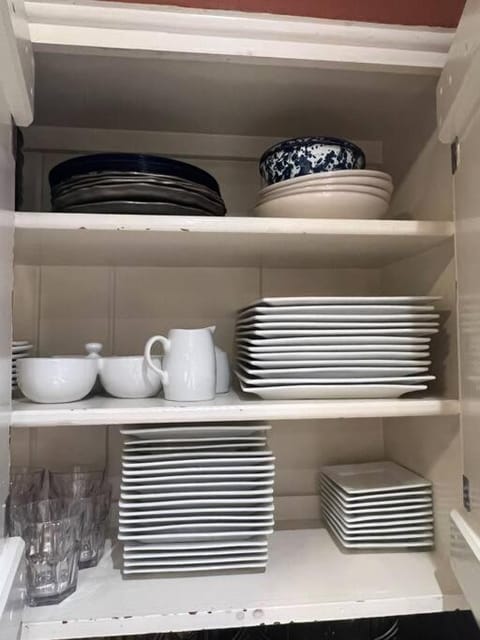 Elegant 6 Bedroom Home in Heart of Memphis House in Memphis