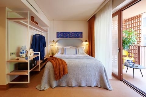 Balcony/Terrace, Photo of the whole room, Bedroom