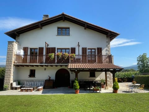 Property building, Off site, Garden, Balcony/Terrace