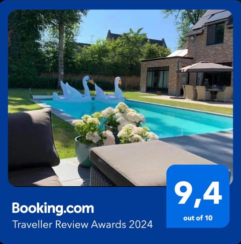 Property building, Balcony/Terrace, Swimming pool, Certificate/Award