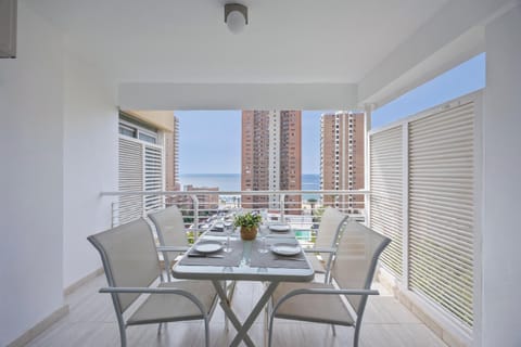 Balcony/Terrace, Dining area, Beach, Sea view, storage, wardrobe
