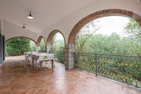 Day, Garden, View (from property/room), Balcony/Terrace, Dining area, Garden view