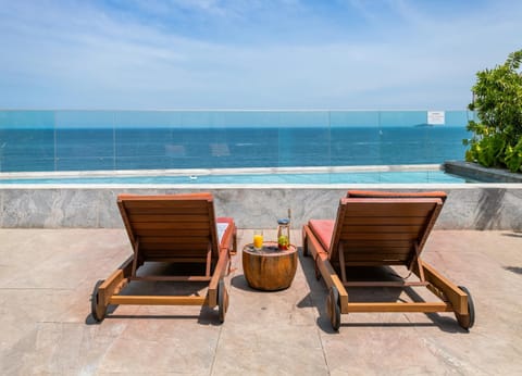 Patio, Day, View (from property/room), Balcony/Terrace, Seating area, Pool view, Sea view, Swimming pool, sunbed