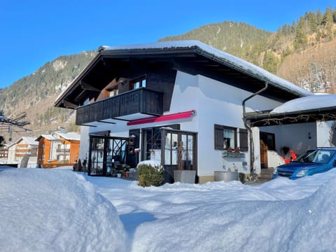 Property building, Winter