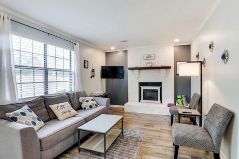 North Charleston Vacation Rental Near Cooper River Apartment in North Charleston