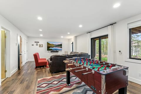 Luxurious 6BD Ski-in Ski-out in Heart of Breck! House in Breckenridge