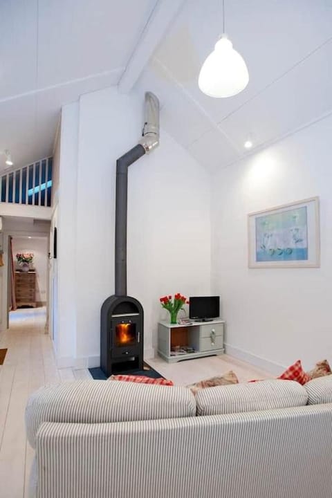 The Flower House Villa in England