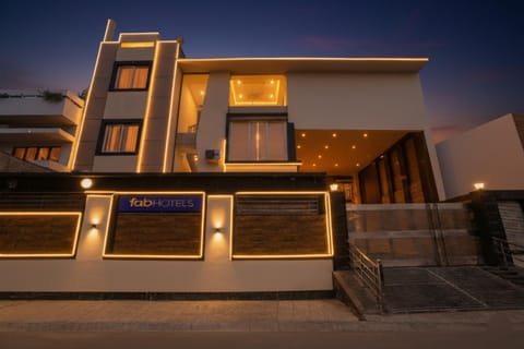 Property building, Facade/entrance