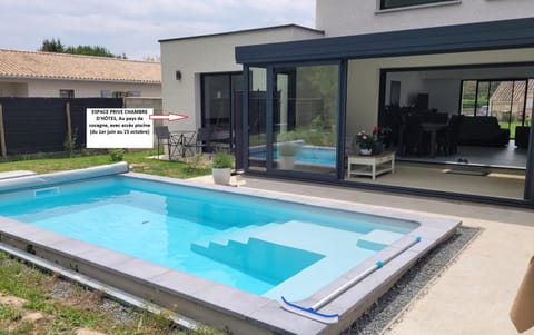 Property building, Swimming pool