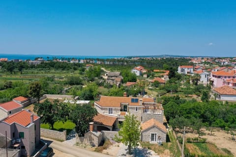 Natural landscape, Street view, Location