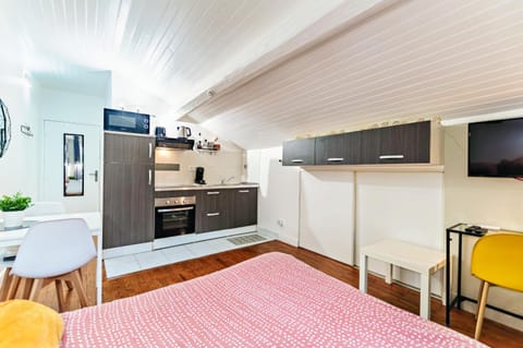 Living room, Photo of the whole room