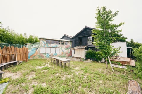 Property building, Day, Natural landscape, Garden, Garden view, Swimming pool