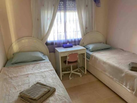 Cozy and inexpensive apartments nearly sea,tennis,bars and other Apartment in Costa del Sol