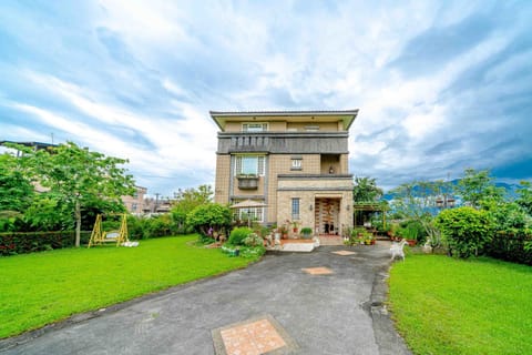 Property building, Garden