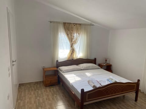 Izvor Panorama Bed and Breakfast in Vlorë County, Albania