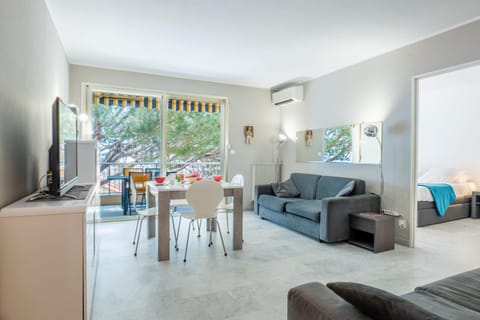 Communal lounge/ TV room, TV and multimedia