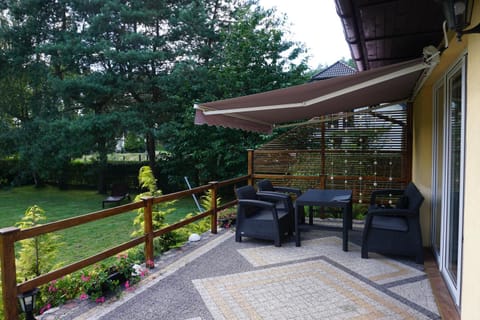 Balcony/Terrace, Garden view