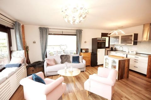 Kitchen or kitchenette, Living room, Seating area