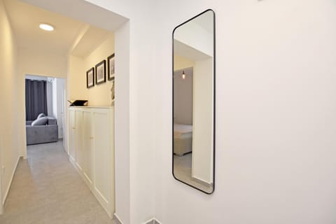 4K - Modern apartment very close to the sea Apartment in Montenegro