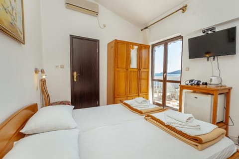 Radic Rooms Bed and Breakfast in Dubrovnik-Neretva County