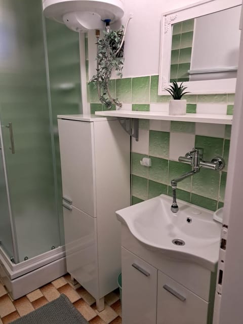 Apartman-Kuzminski-Vodice Apartment in Šibenik-Knin County, Croatia