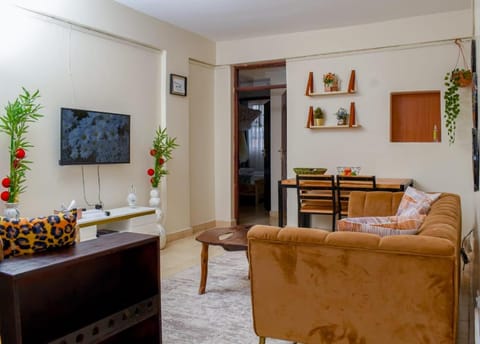 TV and multimedia, Seating area, Dining area
