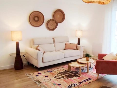 Calme et verdure à Poissy 50 m2 parking terrasse Apartment in Poissy