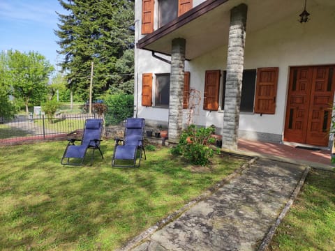 Villetta con giardino House in Emilia-Romagna