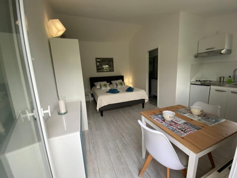 Kitchen or kitchenette, Photo of the whole room