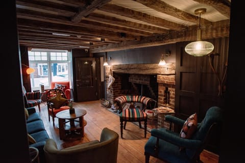 Living room, Seating area, flat iron