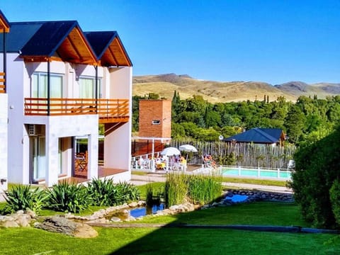 Property building, Garden, Pool view