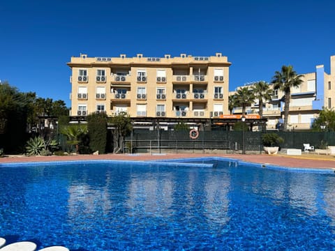 Property building, Pool view