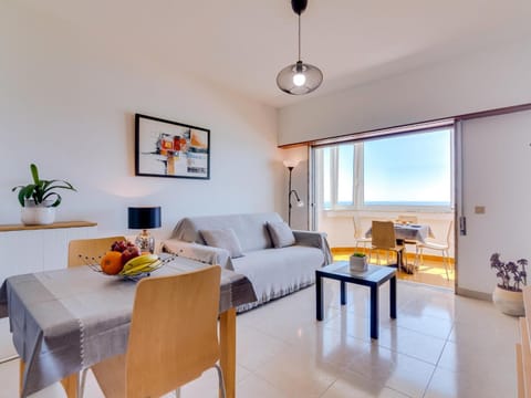 Living room, Dining area, Sea view