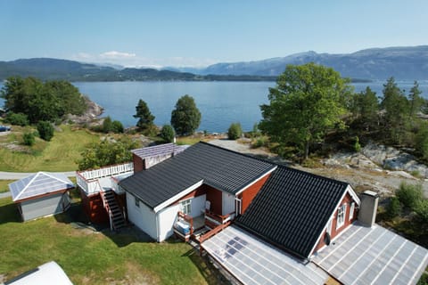 Property building, View (from property/room)