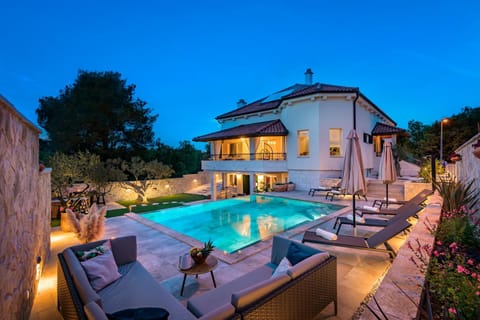 Property building, Patio, Garden view