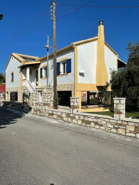 Property building, Street view