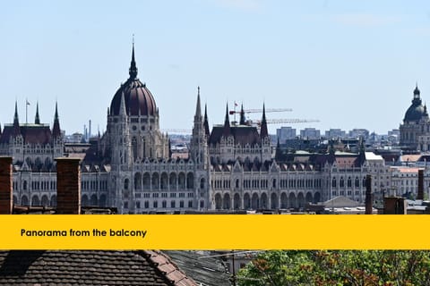 View (from property/room), Balcony/Terrace, Balcony/Terrace, City view, Landmark view