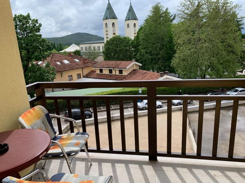 View (from property/room), Balcony/Terrace