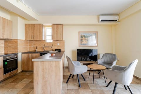 Lux & Style 75sqm with Private Parking in Athens Apartment in Athens